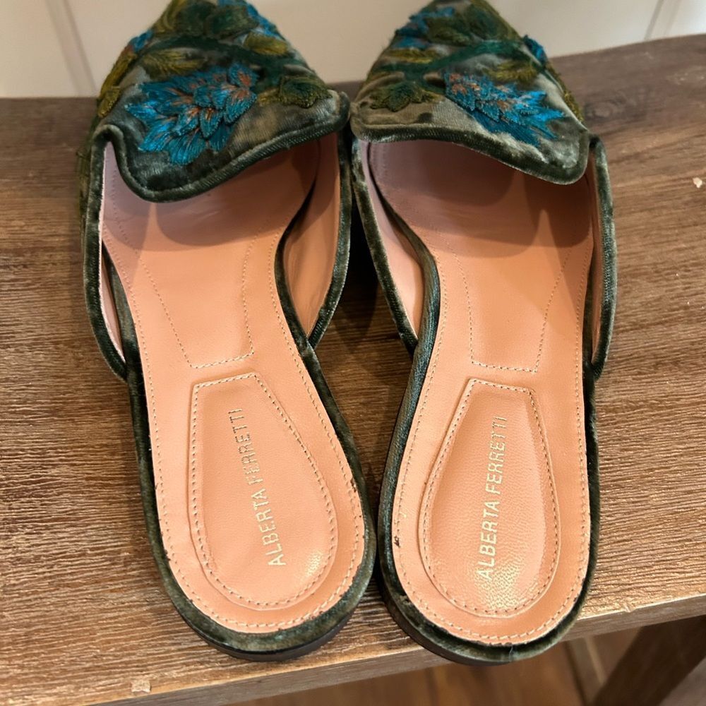 Alberta Ferretti Mia Embroidered Mules in Black Velvet 37 - Picture 7 of 9